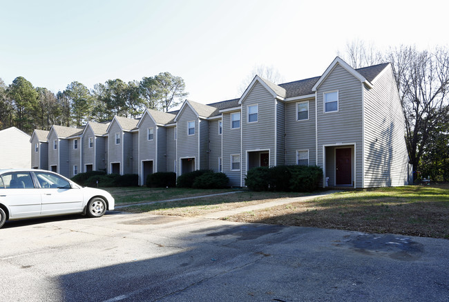 Singletree Townhomes in Raleigh, NC - Building Photo - Building Photo