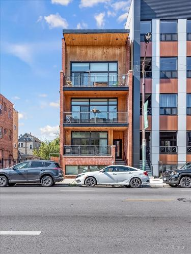 1732 N California Ave, Unit 1 in Chicago, IL - Building Photo