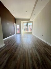 932 N Marshall St in Philadelphia, PA - Building Photo - Building Photo