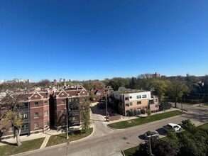 238-238 Wellington Crescent in Winnipeg, MB - Building Photo - Building Photo