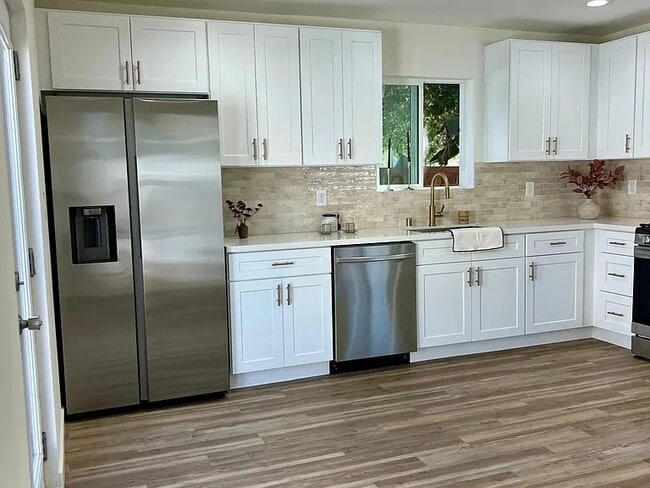 property at 9429 S 2nd Ave