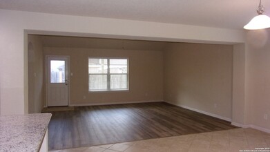 158 Citori Path in New Braunfels, TX - Building Photo - Building Photo