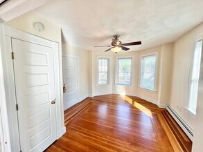 19 Allen Ave in Lynn, MA - Building Photo - Building Photo
