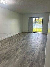 9926 Nob Hill Ct in Sunrise, FL - Building Photo - Building Photo