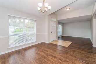 975 Deer Spring Dr in Jacksonville, FL - Building Photo - Building Photo