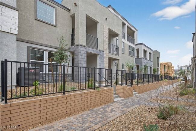 334 Cymbal Pl in Henderson, NV - Building Photo - Building Photo