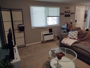 635 W 25th St in Lawrence, KS - Building Photo - Building Photo