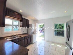 12 53rd St in Long Beach, CA - Building Photo - Building Photo