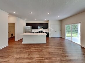 12721 Percy Ln in Jacksonville, FL - Building Photo - Building Photo