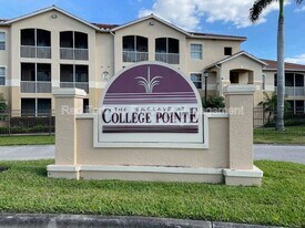 9005 Colby Dr, Unit Apt 1920 in Ft. Myers, FL - Building Photo