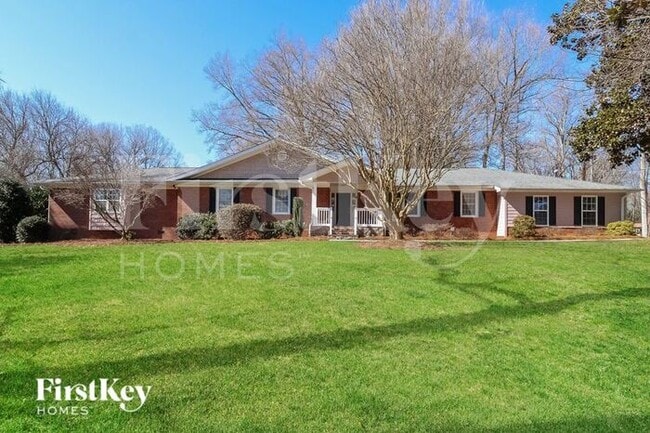property at 4438 Driftwood Dr