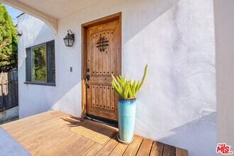 739 Isabel St in Los Angeles, CA - Building Photo - Building Photo