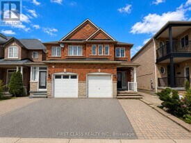 30 Abdus Salam St in Vaughan, ON - Building Photo