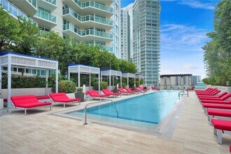 250 Sunny Isles Blvd, Unit 3-705 in Sunny Isles Beach, FL - Building Photo - Building Photo