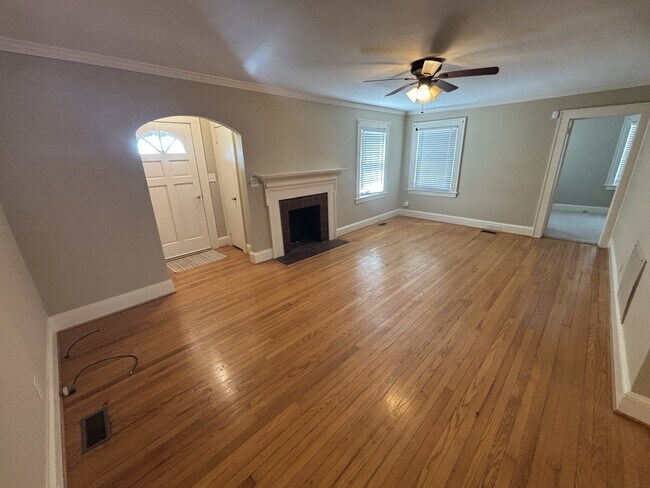 610 N Lincoln St in Benson, NC - Building Photo - Building Photo