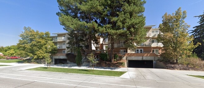 property at 672 N 500 W