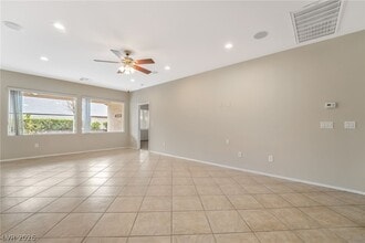 2560 Crater Rock St in Henderson, NV - Building Photo - Building Photo