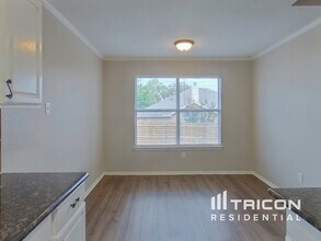 2008 Wahoo Dr in Mansfield, TX - Foto de edificio - Building Photo