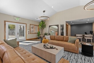 ALTITUDE BY VINTAGE in Reno, NV - Building Photo - Building Photo