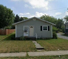 680 N McDonel St in Lima, OH - Building Photo