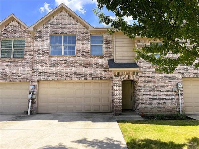 property at 2319 Calendar Ct