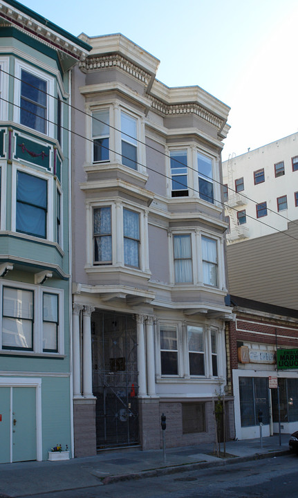 744 Divisadero St in San Francisco, CA - Building Photo