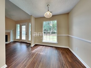 388 Shady Oak Cir in Richmond Hill, GA - Building Photo - Building Photo