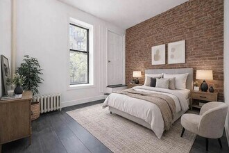 518 E 83rd St in New York, NY - Foto de edificio - Building Photo