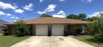 3210 Toledo Dr in Killeen, TX - Building Photo