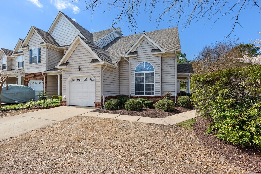 2002 Livingston St in Suffolk, VA - Building Photo