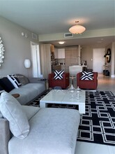 10201 E Bay Harbor Dr, Unit 406 in Bay Harbor Islands, FL - Building Photo - Building Photo