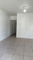 725 Opa-locka Blvd in Opa Locka, FL - Building Photo