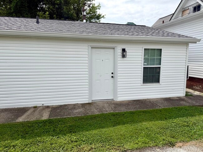 property at 308 E 18th St