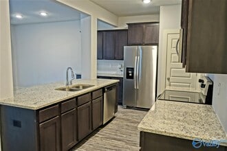 6604 Cotton Crk Rd NW in Huntsville, AL - Building Photo - Building Photo