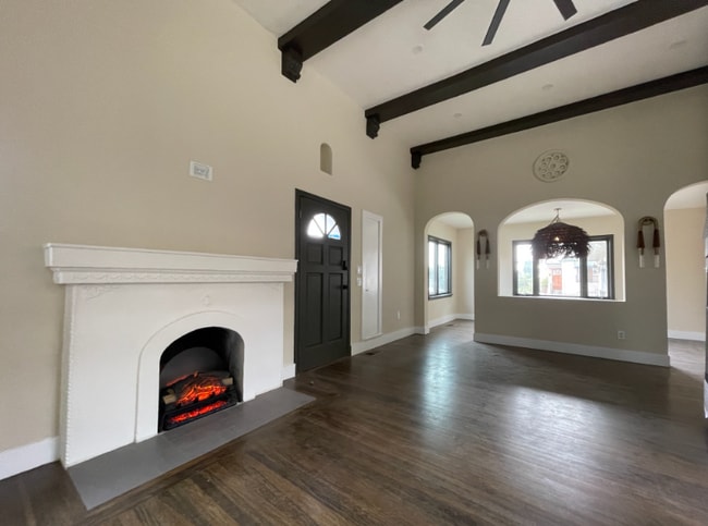 property at 3608 Wilshire Terrace