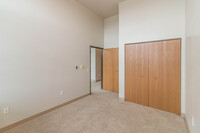 School House Apartments in Beulah, ND - Foto de edificio - Building Photo