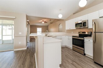 14336 Coronado Dr in Spring Hill, FL - Building Photo - Building Photo