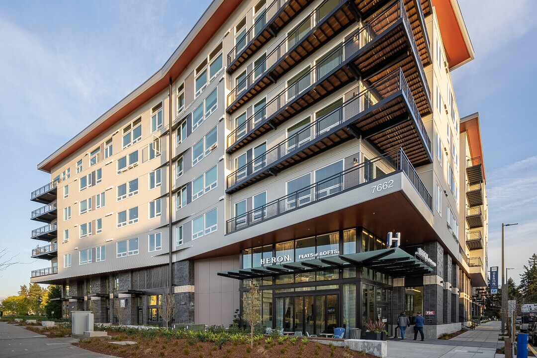 Heron Flats & Lofts in Redmond, WA - Foto de edificio