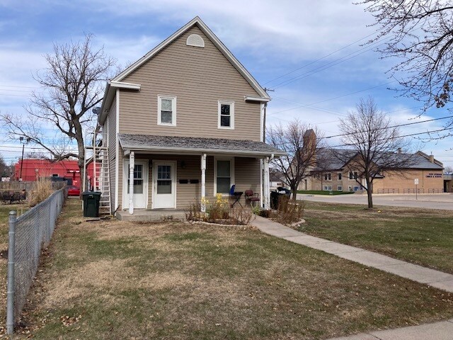 224 E 24th St, Unit 1 in Kearney, NE - Building Photo - Building Photo