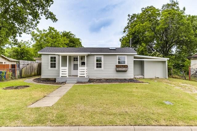 621 Prairie St in Everman, TX - Building Photo - Building Photo