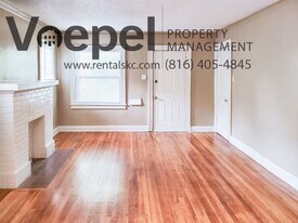 5409-5411 Harrison St in Kansas City, MO - Building Photo