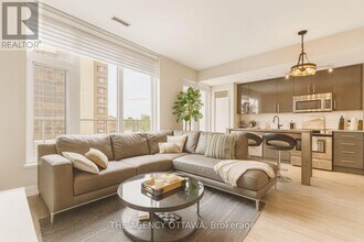 118 Holmwood Ave in Ottawa, ON - Building Photo - Building Photo