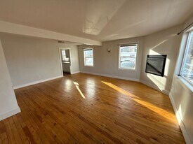 316 E Peach St in Bozeman, MT - Building Photo