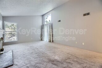 9727 E Peakview Ave in Englewood, CO - Building Photo - Building Photo