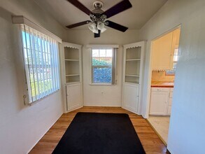 4689 E Mountain View Dr in San Diego, CA - Building Photo - Building Photo