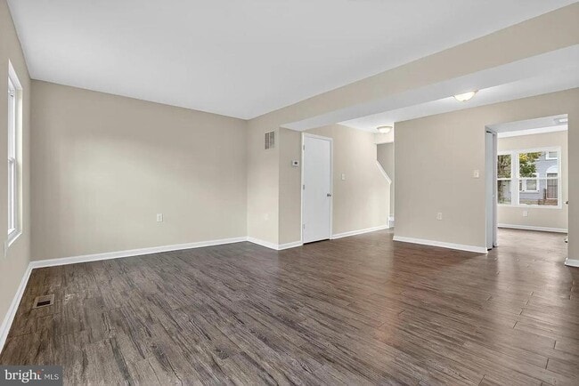 property at 814 Showell Ct