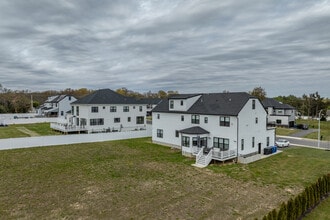 Farm Estates in Toms River, NJ - Building Photo - Building Photo