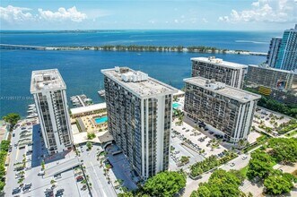 1865 Brickell Ave, Unit A2114 in Miami, FL - Building Photo - Building Photo
