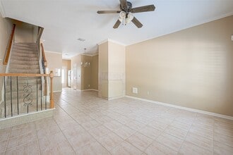 2930 Grants Lake Blvd in Sugar Land, TX - Foto de edificio - Building Photo