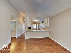 4430 Sunrise Ct in Davis, CA - Building Photo - Building Photo